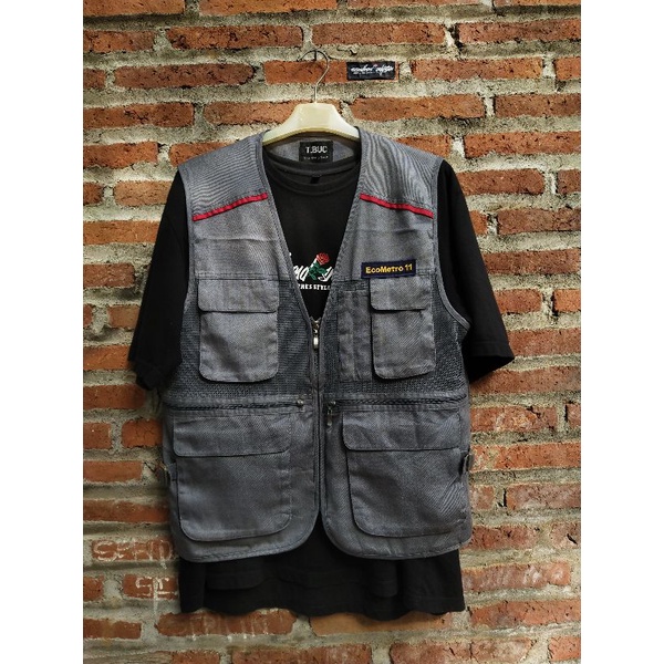 vest/rompi t.buc 2nd #24