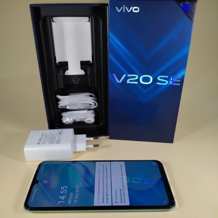 VIVO V20 SE BEKAS