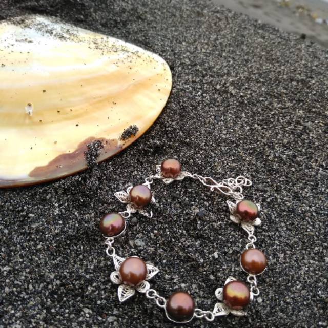 Gelang perak mutiara