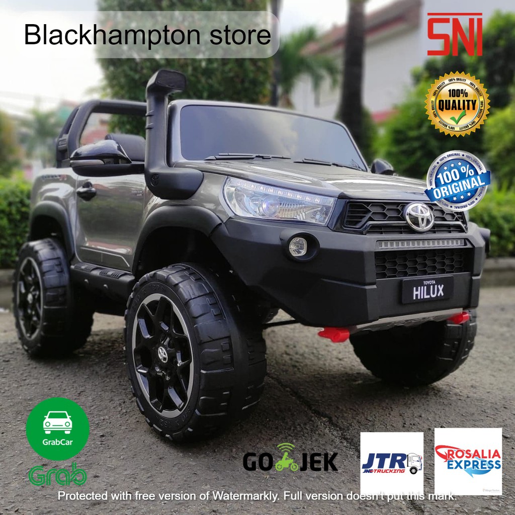 Mobilan aki anak. HILUX TOYOTA EDITION.