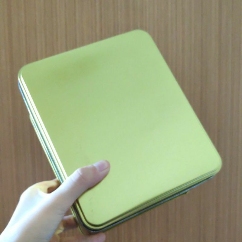 Kaleng Hampers 17x14x9 cm Gold Tin Box Emas Kotak Kemasan Wadah Kaleng Polos