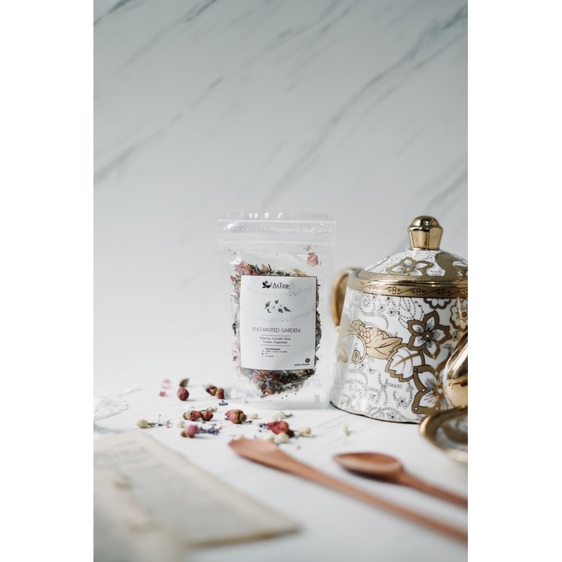 enchanted garden tisane (white tea, Lavender, Rose, Jasmine, Peppermint)