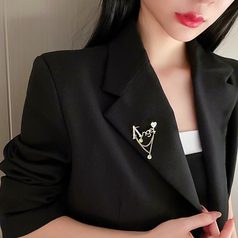Bros Pin Desain Tulisan Hias Berlian Rumbai Gaya Korea Untuk Aksesoris Pakaian Wanita
