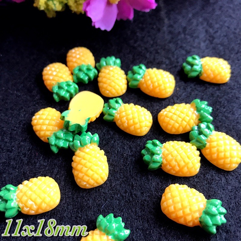 Resin nanas ukuran 11x8mm isi 6pcs