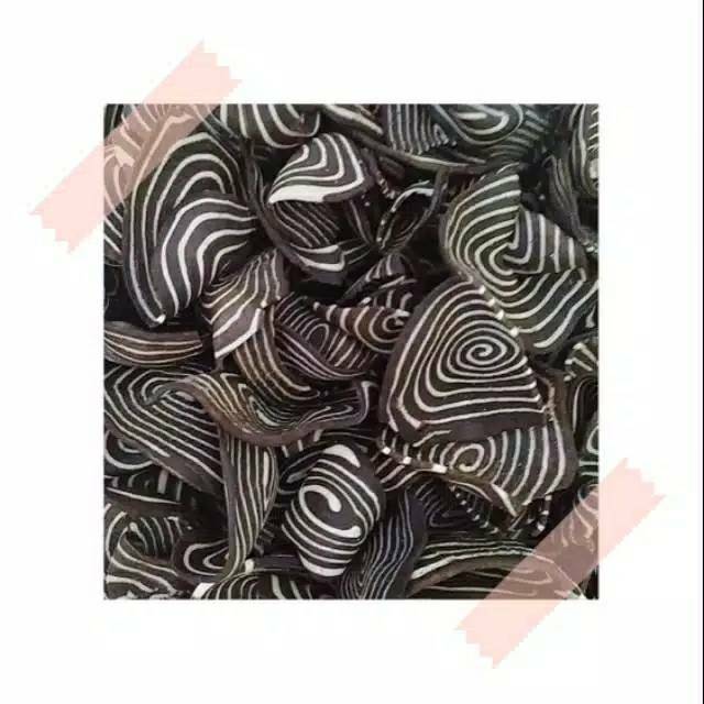 

Kuping Gajah Warna Cokelat Tua 320 gram