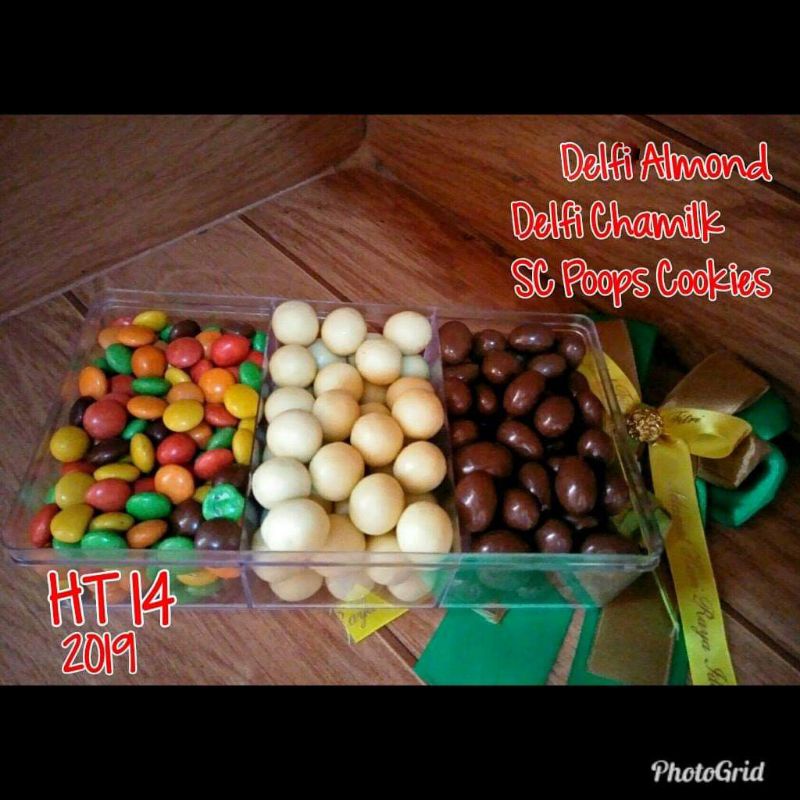 

Coklat Delfi Toples Skat 3