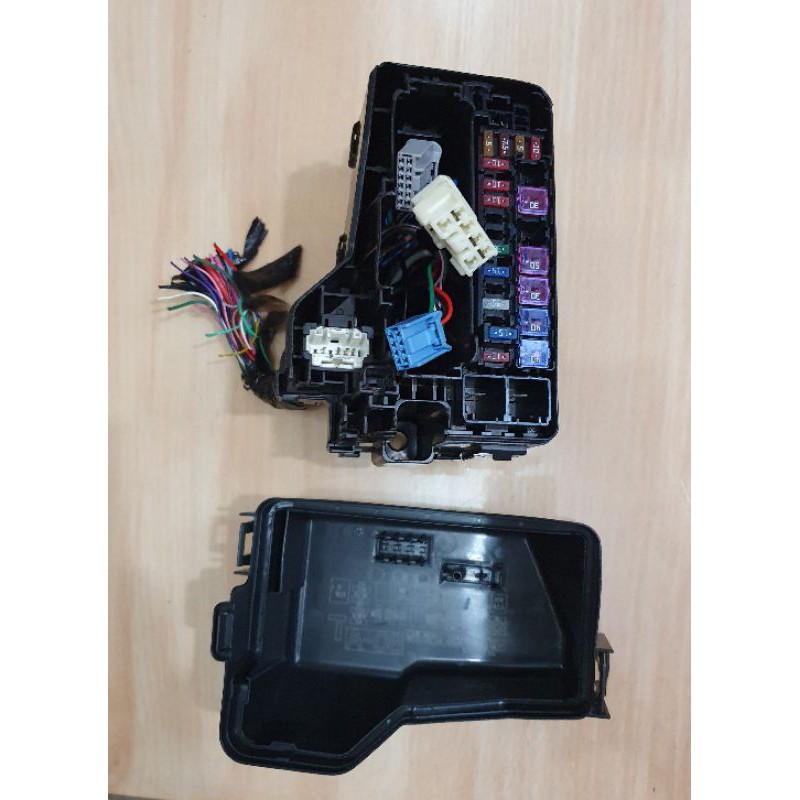 FUSE BOX SEKRING SIKRING TOYOTA CALYA DAIHATSU SIGRA