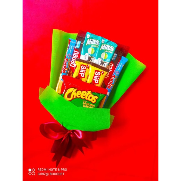 

Buket snack untuk hadiah hampers wisuda ulang tahun seminar proposal graduation