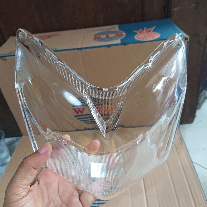 MIKA NON REFLEKTOR LAMPU DEPAN HONDA SUPRA X 125 '07 dan ' 14 MERK WIN