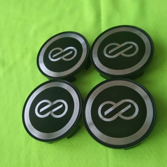 Dop center velg enkei. Variasi datar