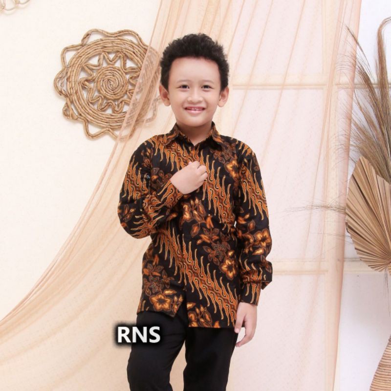 BATIK COUPLE KELUARGA KEBAYA BROKAT KEBAYA KONDANGAN