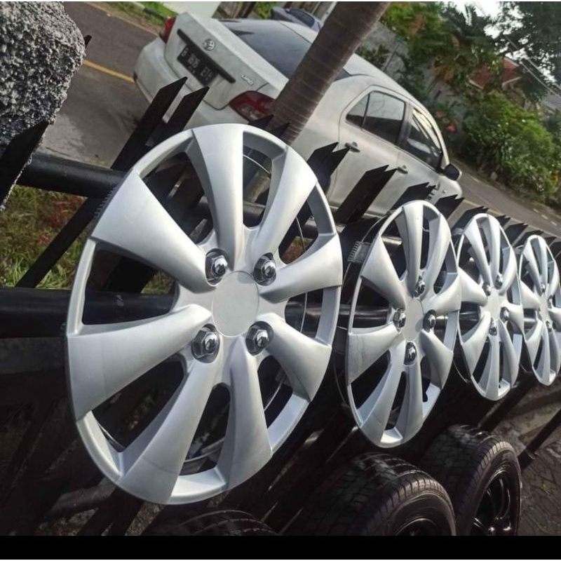 4 dop r13 ring 13 tutup kaleng mulus ayla sigra datsun xenia futura