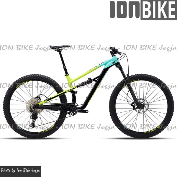 MTB 27.5 Polygon SISKIU T7 27.5 2021 TA Enduro Rear Shock Rockshox Deluxe 210mm with Front fork Reco
