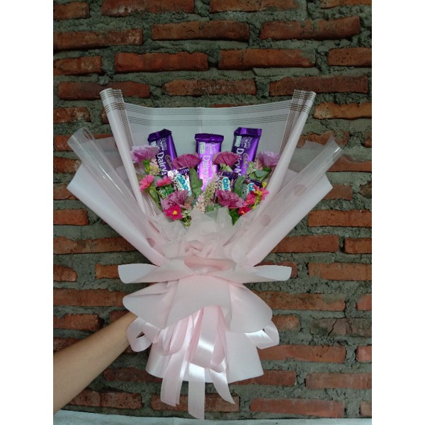 

Bucket Pink Cadbury Diary Milk