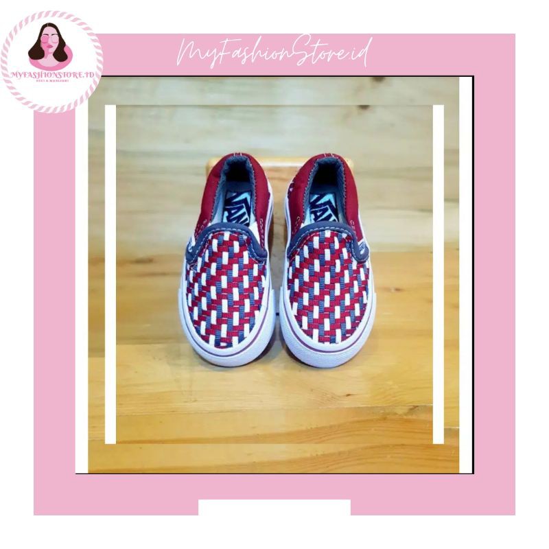MyFashionStore.id - Sepatu Kid Vans Slip On Motif Rajut
