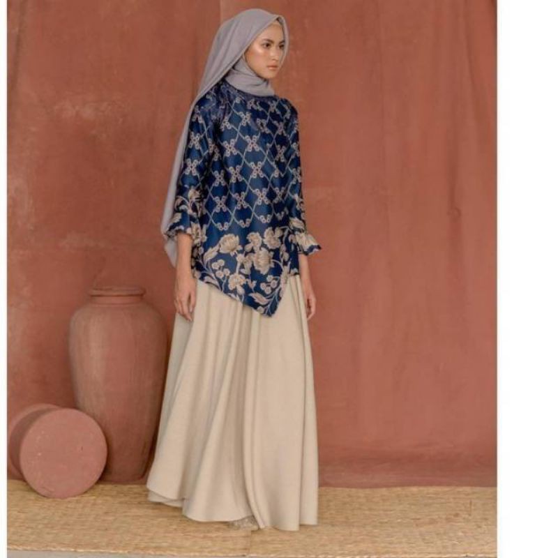 SUMBAWA BLOUSE IN BLUE SIZE L BY WEARING KLAMBY