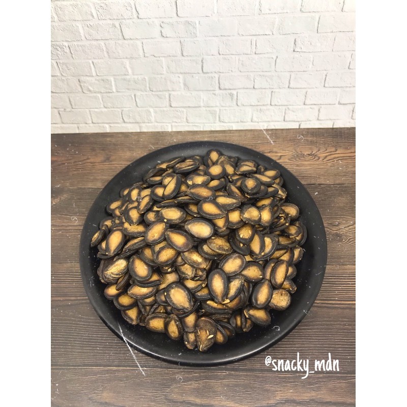 

KUACI HITAM 500 GRAM | BLACK MELON SEEDS MONSTA KWACI HITAM TERMURAH