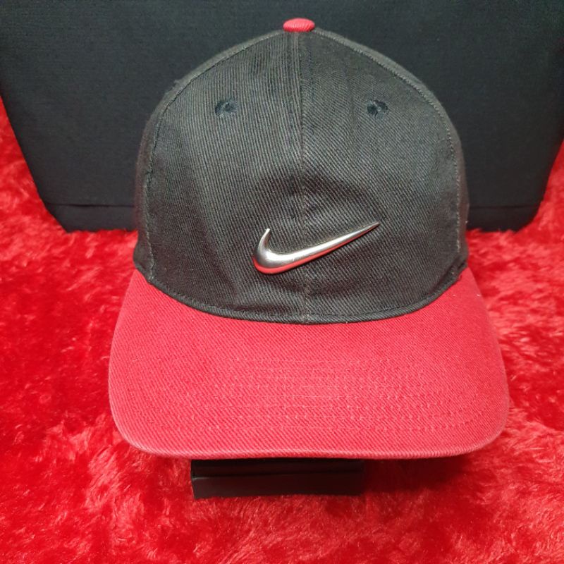 SOLD..Topi Snapback Nike Tigerwood VINTAGE (Metal Logo)