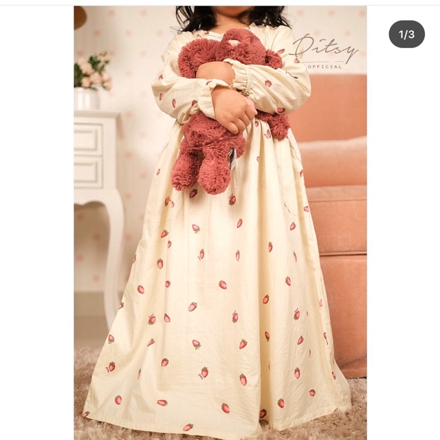 DiTSY APRIL 2020 // little strawberry size S