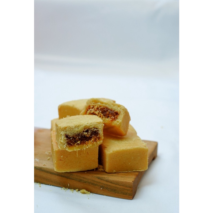 

Nastar Taiwan Premium Kue Kering Bingkisan Lebaran Hampers Natal Imlek - Isi 6 biasa - BARU