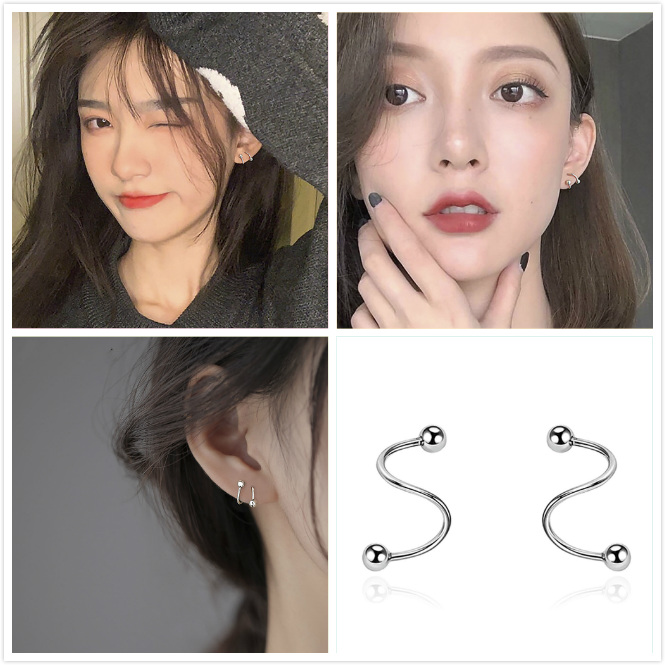 1 Pasang Anting Wanita Model Retro Simple Bahan Tembaga A &amp; 6