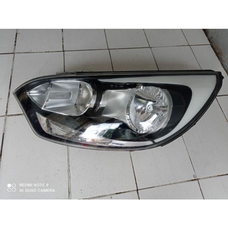 headlamp lampu depan kia rio