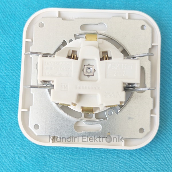 Stop Kontak Non CP Panasonic WEJP1131-7 Wide Series Tanpa Tutup Pengaman - Stopkontak IB Inbow Tanam Panasonic