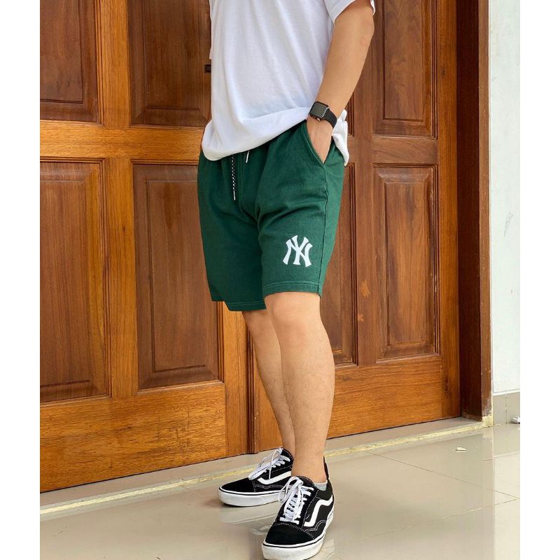 Celana New Era "NY Yankees" Shorts (3 Colours)