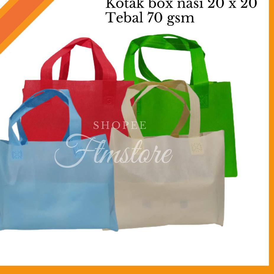 

Flash Sale Tas hajatan tas kotak nasi tas besek handle lipat samping box 20 x 20 kotak snack kotak nasi berkat ✔