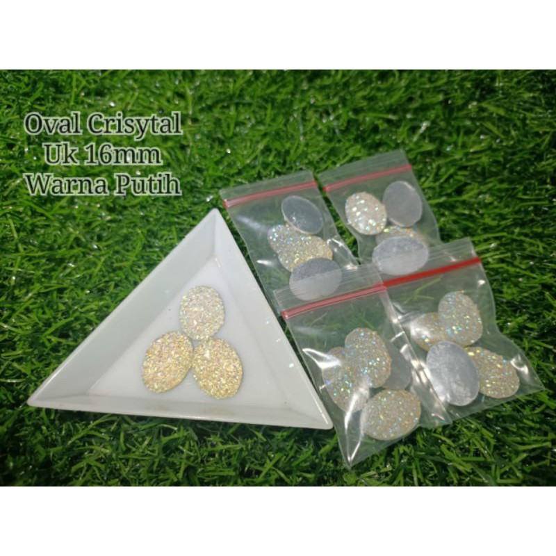 

Oval Stone Crystal White uk 16mm