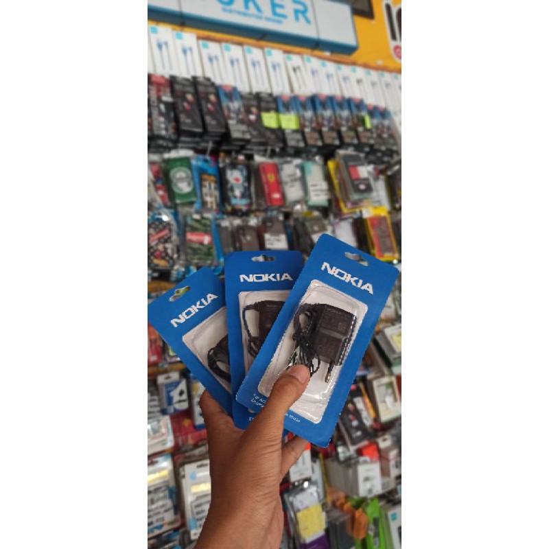 Charger Nokia colokan kecil casan Nokia lubang kecil nokia Hp jadul N95 Packing Mika Istimewa