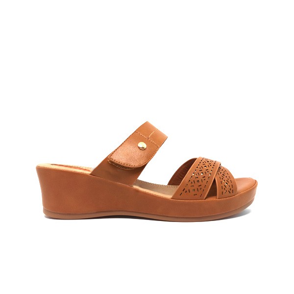 Bata Comfit Sandal Wedges Wanita Slip On Betina Brown Bata Comfit Sandal Wedges Wanita Slip On Betina Brown