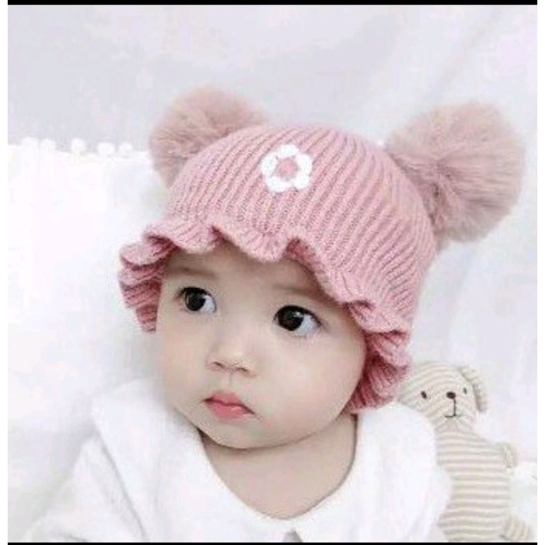 Kupluk Pompom Renda bunga /kupluk pompom baby gril