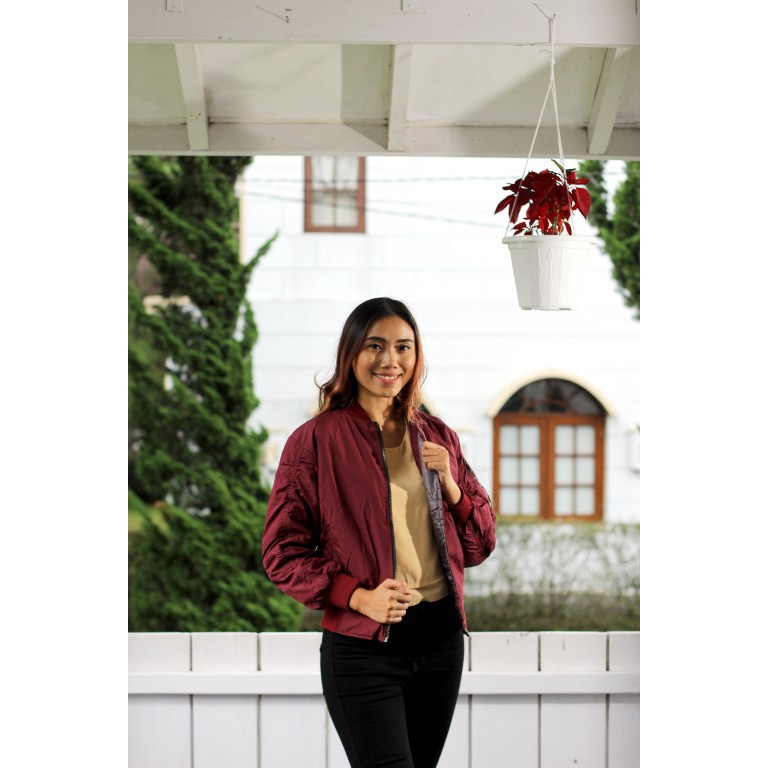 Jaket Bomber Polos Wanita Maroon Furing Dakron