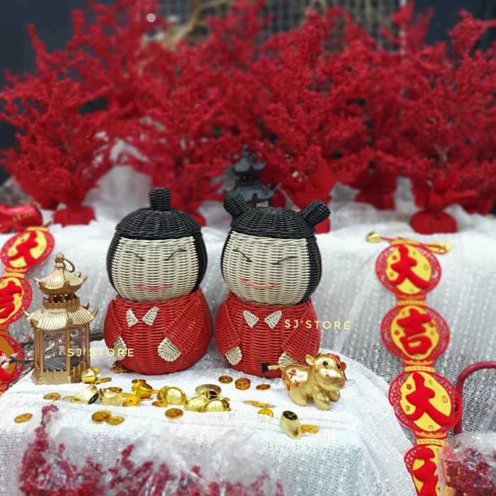 

Hiasan boneka hampers cny imlek