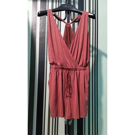 URBAN OUTFITTERS Vanessa Playsuit Terusan Wanita Banyak Varian Branded Original