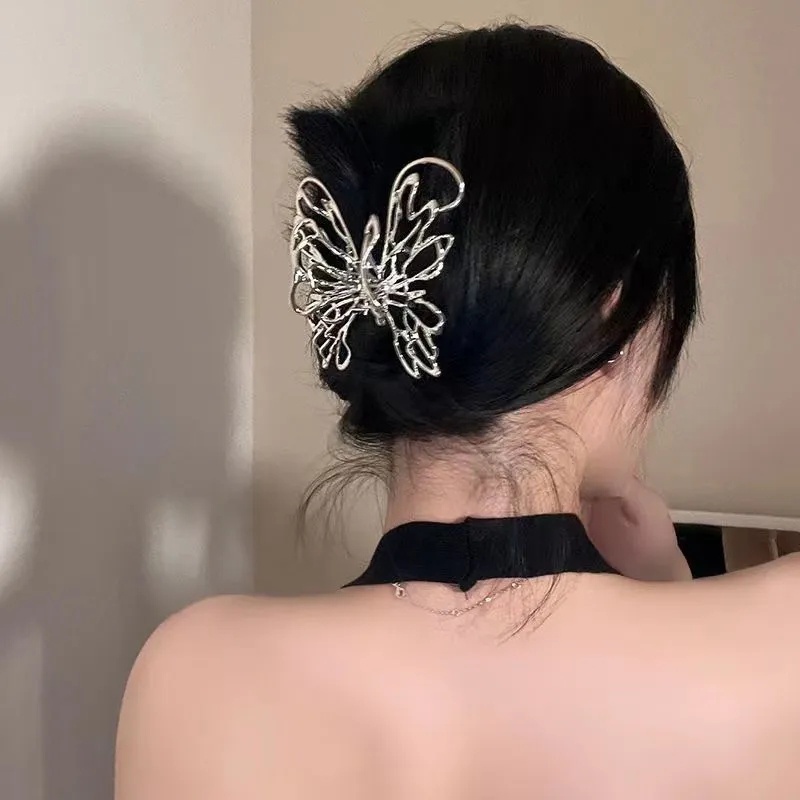 Jepit Rambut Model Butterfly Hollow Bahan Metal Gaya Korea Untuk Wanita