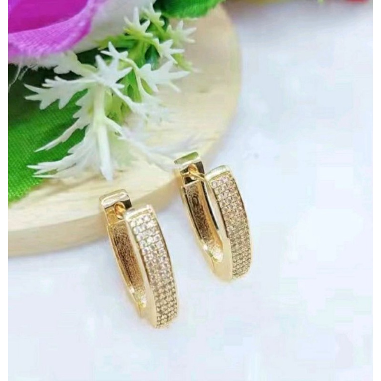 Anting Titanium mata baris / anting mata zircon / di jamin 100% antikarat antialergi tidak mudah luntur