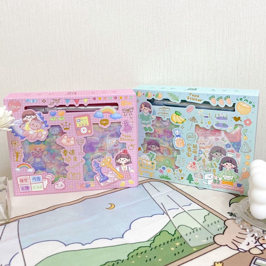 

Paket Stiker + Pisau YD24RKD /1 Pack isi 24 Lembar Pcs Glitter Sticker Box + Pisau Pemotong Cutter YD24RKD Stiker Set Transparan Waterproof Pastel Jurnal Scrapbook Diary