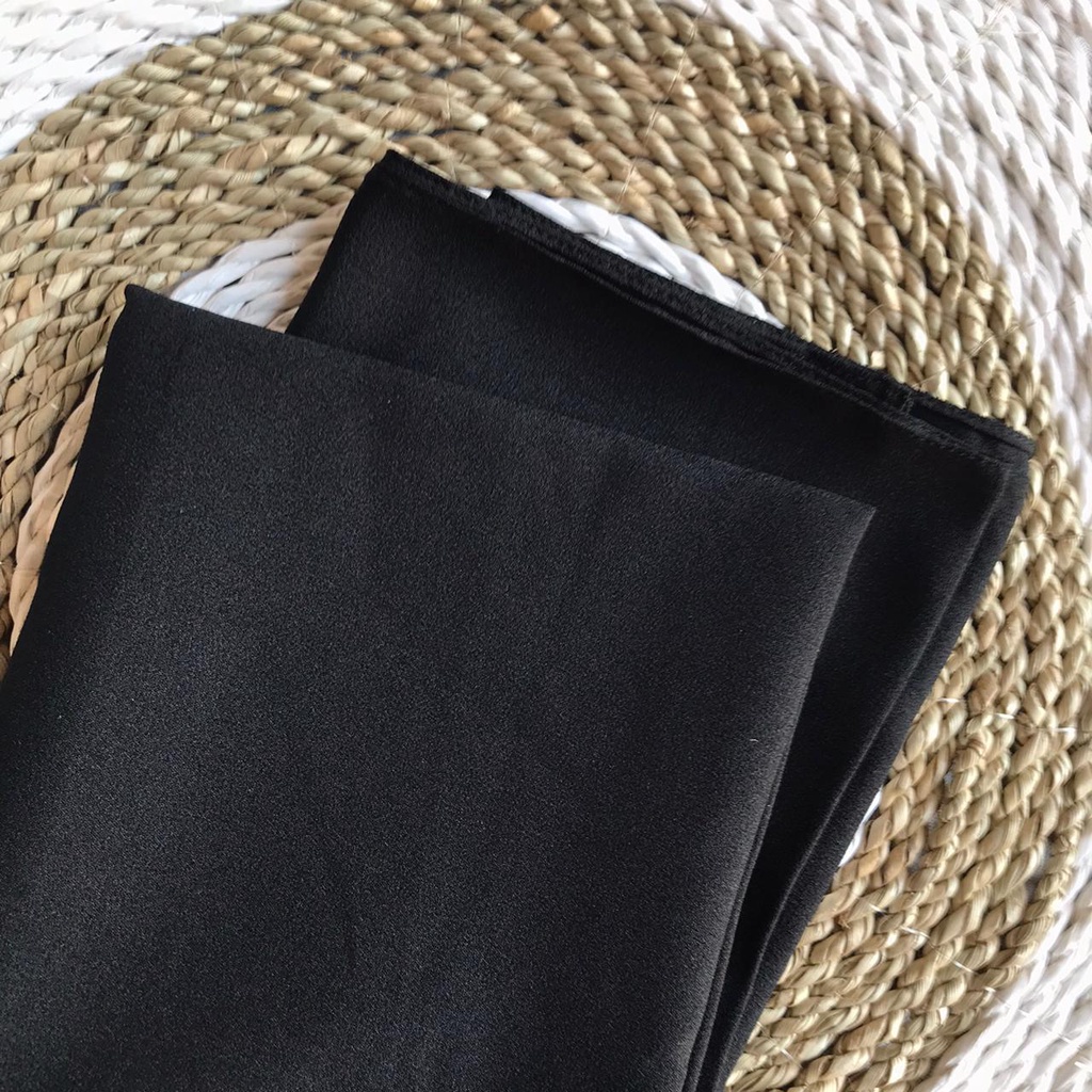 Pashmina Diamond Stretch Italiano / Pashmina Diamond / Jilbab Pashmina-Hitam