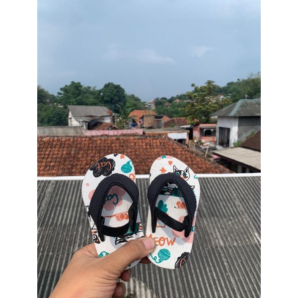 Sandal Anak Baby/ Sandal Tali Belakang Karakter Kucing