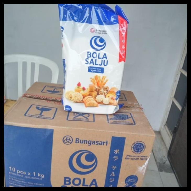 

TERBARUU!! terigu bola salju TERBARU