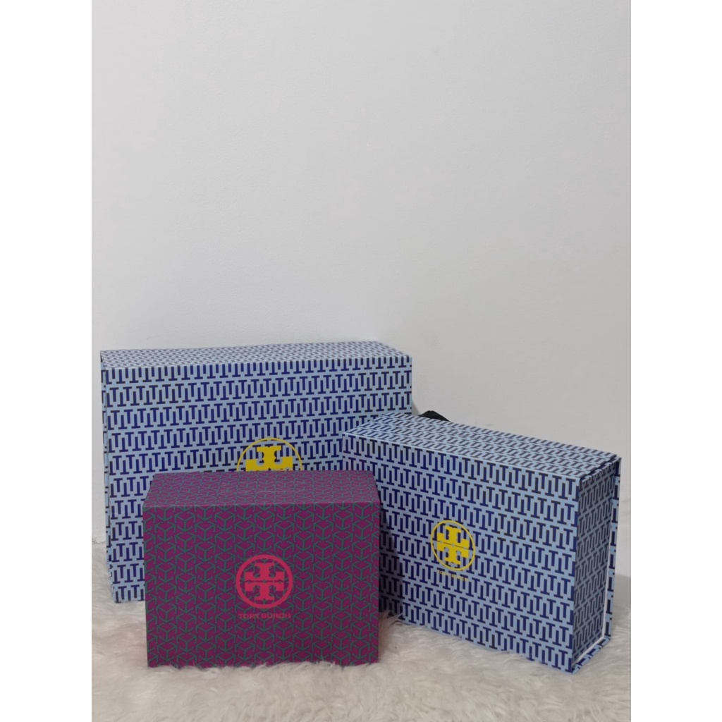 Kotak Box Tory Burch