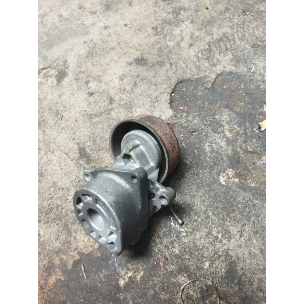 tensioner nissan xtrail t30 serena c24