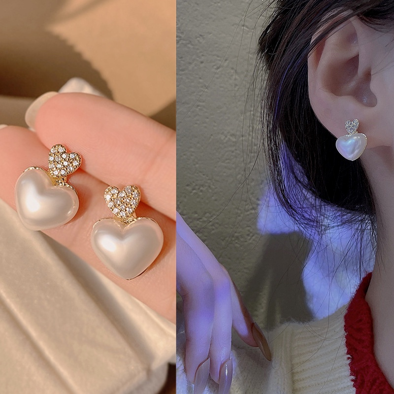 Anting Stud Hias Kristal Mutiara Gaya Hip Hop Korea Untuk Wanita