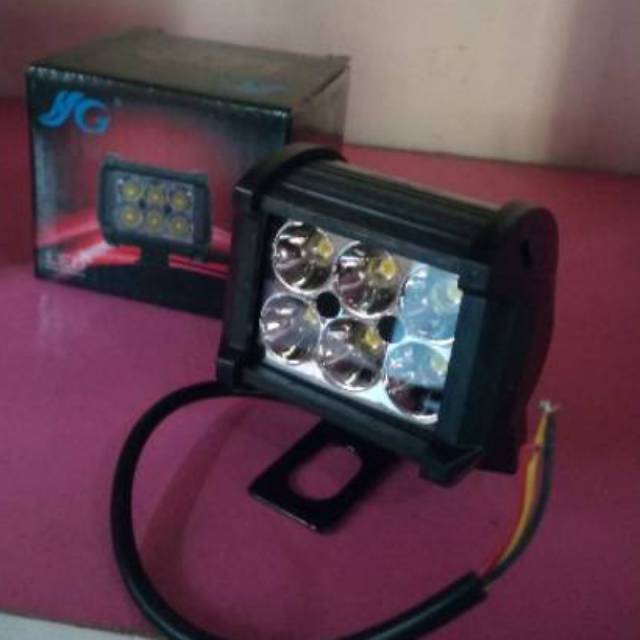 Lampu led tembak 3 kabel