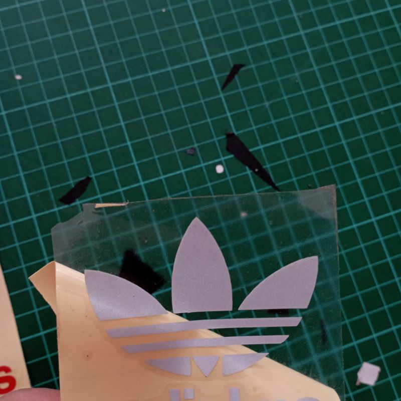 Sticker Cutting Adidas