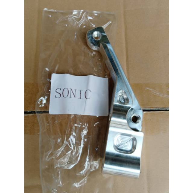 BREKET MONOBLOK SONIC125 THAILAND