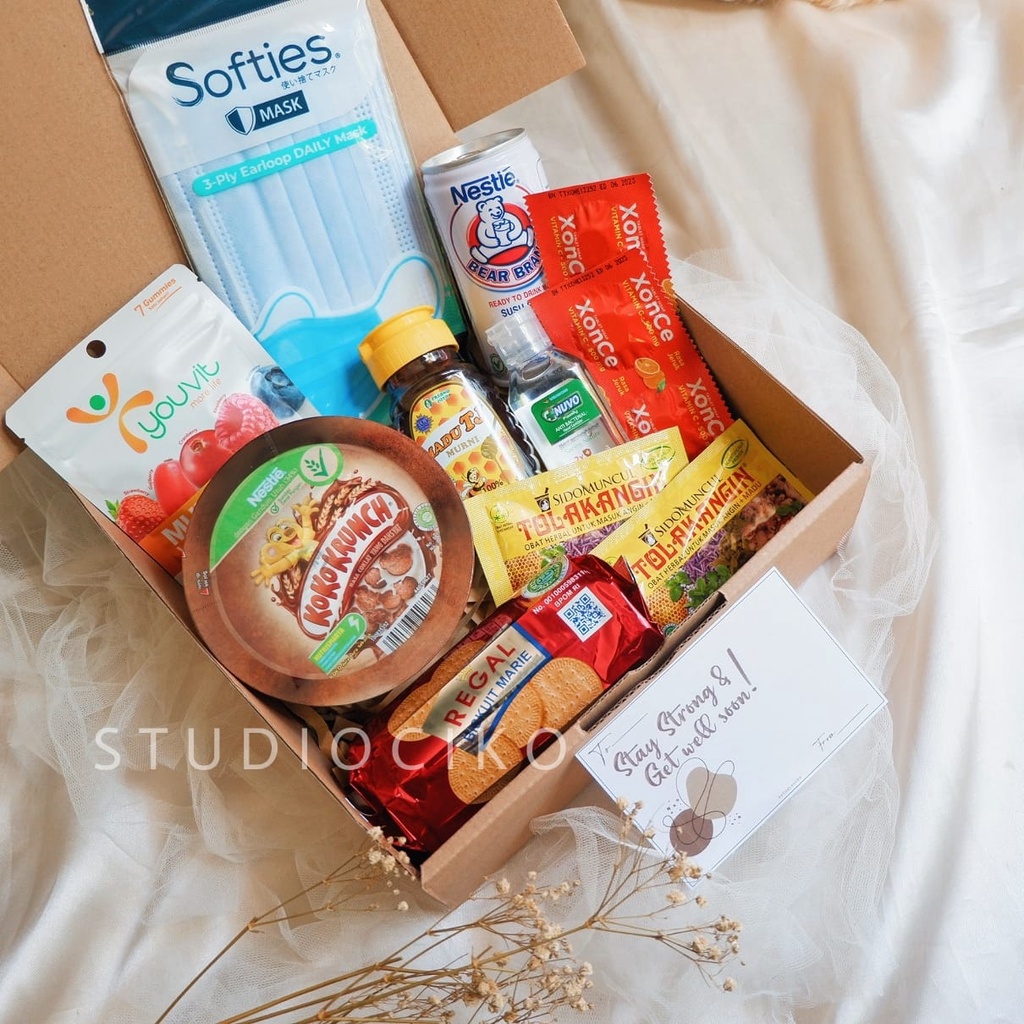 

Hampers Isoman Hampers Imun Booster Hampers Vitamin Healthy Hampers Gift Box by Studiociko