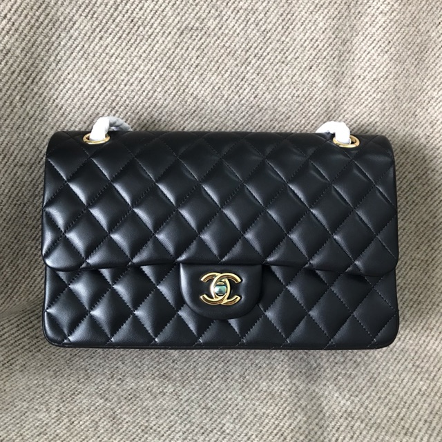 CHANEL classic flap medium lambskin ghw